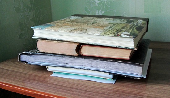 Oppiminen tekemään herbarium ja albumi hänelle omilla käsillään