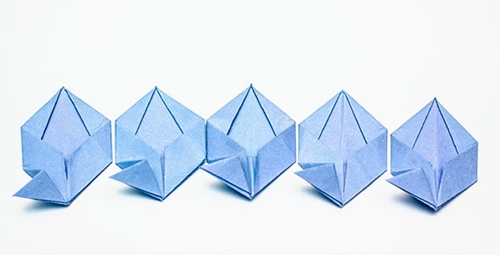 Kuinka tehdä origami kukka omalla kädelläsi