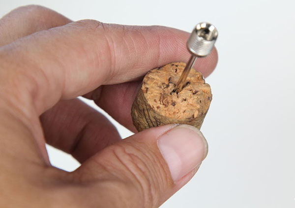 Kuinka tehdä raketti omiin käsiisi