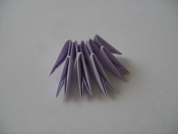 Kuinka tehdä muhkea origami moduuleista - askel askeleelta ohjeita valokuvilla ja videoilla