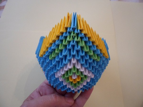 Kuinka tehdä muhkea origami moduuleista - askel askeleelta ohjeita valokuvilla ja videoilla