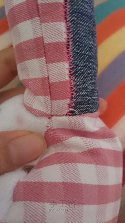 Pehmeä lelu pupu omilla käsilläsi