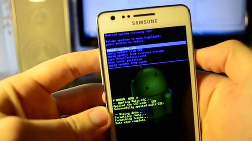 Samsungin asetusten palauttaminen