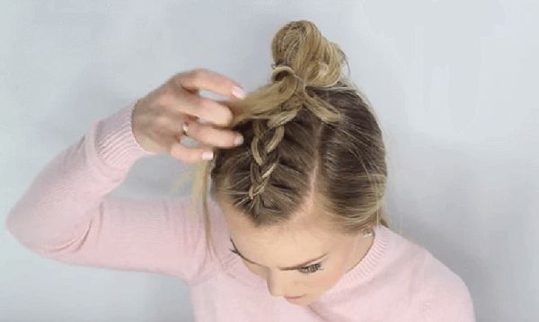 Kampaamon uudenvuoden hairstyle omilla kädillä - muotin ideoita lyhyille, keskikokoisille, pitkille hiuksille, valokuville