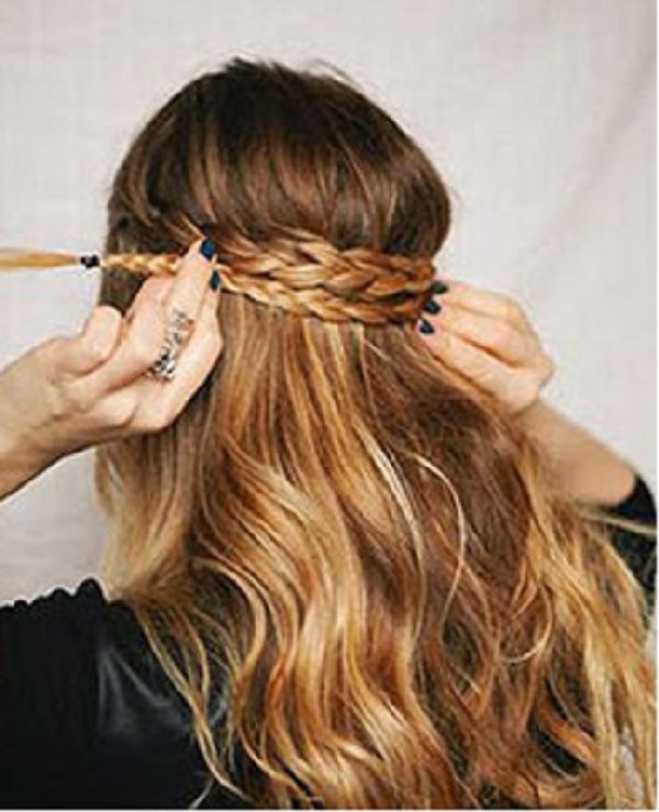 Kampaamon uudenvuoden hairstyle omilla kädillä - muotin ideoita lyhyille, keskikokoisille, pitkille hiuksille, valokuville