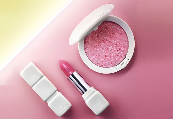 Luxury loistaa: koriste-kokoelma Guerlain Meteorites Happy Glow 2017