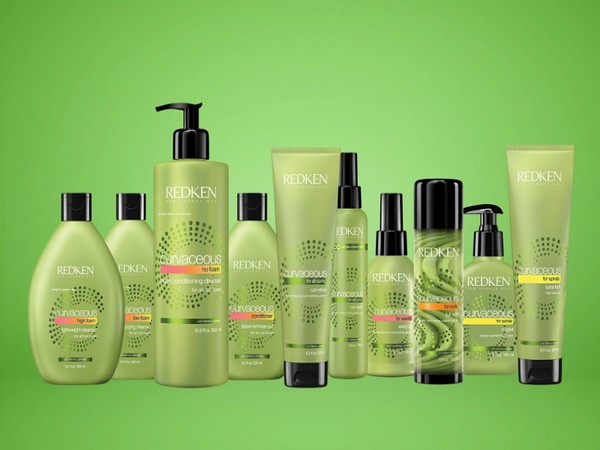 Aaltoileva vallankumous: uudet elementit kiharaa varten Redken Curvaceous