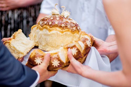 Kokous rekisteritoimiston jälkeen leivällä