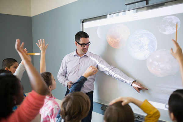 Class hour for Cosmonautics Day
