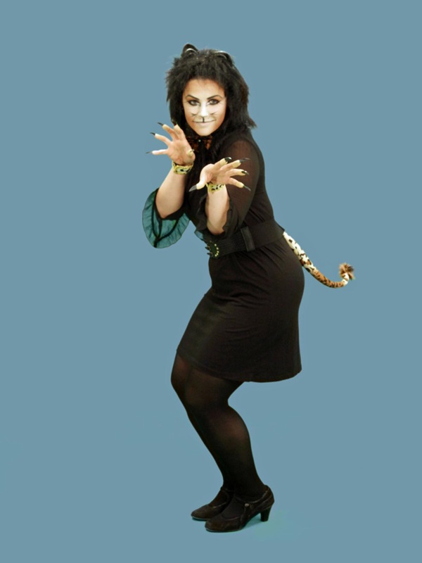 Pelottava meikki Halloweenille omilla kädillä tytöille ja tytöille