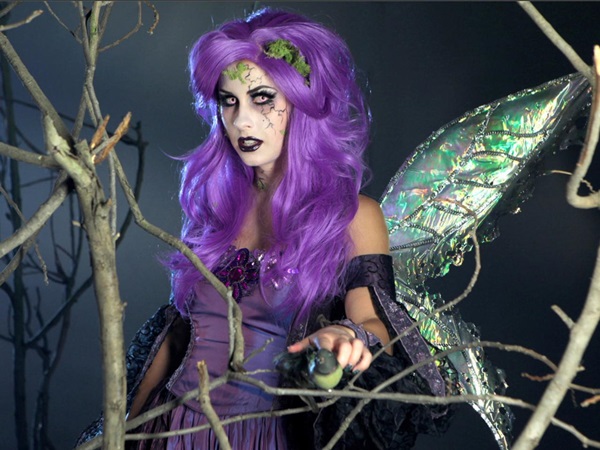 Pelottava meikki Halloweenille omilla kädillä tytöille ja tytöille