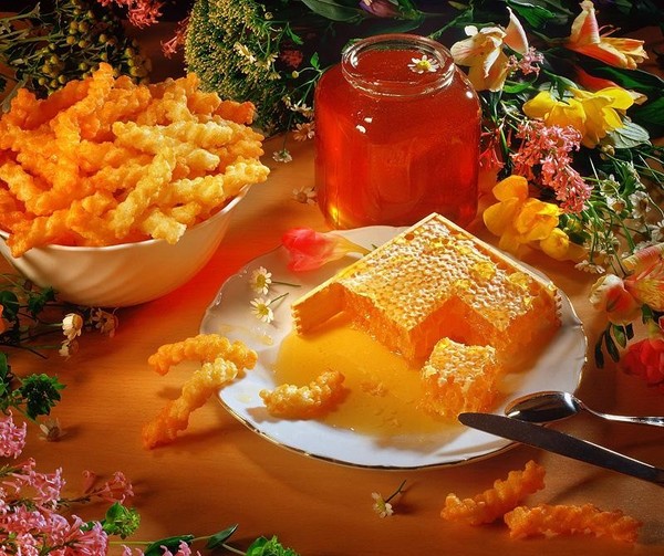 Honey Spas 2016 - historia, perinteet, kyltit, salaliitot, rituaalit, rukoukset, onnittelut lomasta jakeen, sms-onnittelut, kuvat