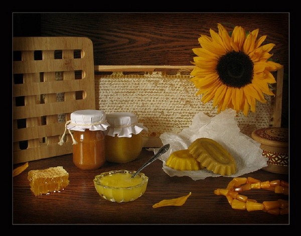 Honey Spas 2016 - historia, perinteet, kyltit, salaliitot, rituaalit, rukoukset, onnittelut lomasta jakeen, sms-onnittelut, kuvat
