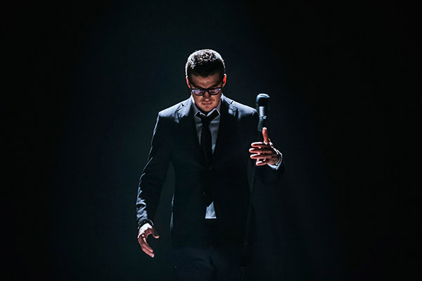 Miksi "Returned" kutsutaan 2000-luvun upeimmaksi teatteriesitykseksi?