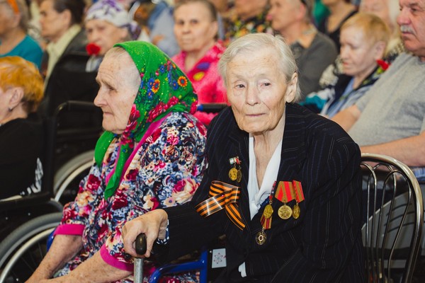 Muistamme ja olemme ylpeitä: alkuperäisiä ideoita Victory Day -historian käsikirjoituksesta