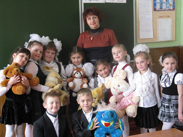 Runot opettajista-aihe ja alkuluokat: lyhyt, kaunis ja koskettaa kyyneliin