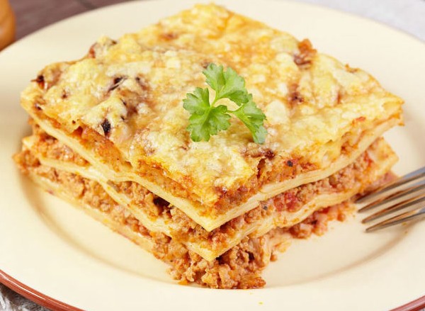 Herkullinen ja nopea juhlaillallinen 23. helmikuuta, lasagne sieniä