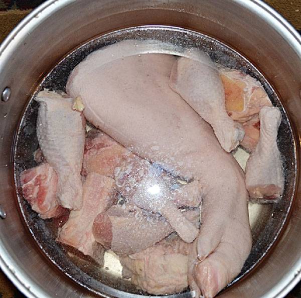 Kylmän reseptit valokuvilla askel askeleelta - sianlihasta, varsi, naudanliha, kanan jalat, gelatiinilla
