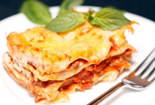 Resepti maustetulle kasvavalle lasagneille IKFA: sta