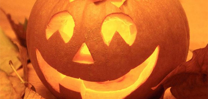 Kuinka kaataa kurpitsa Halloweenille
