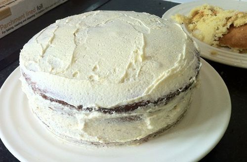 Herkullisen ja epätavallisen cupcake-resepti multivarkissa - askel askeleelta kuvan mukaan