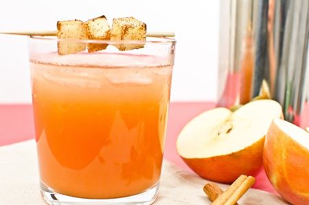 Kuumat alkoholittomat cocktailit