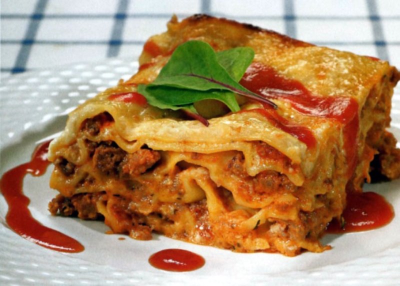 Lasagna: resepti, joka pulahtaa italialaisen keittiön maailmaan