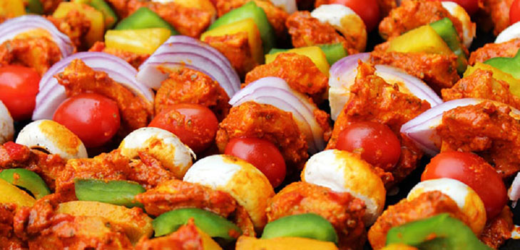 Marinadia shish kebabille