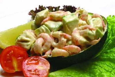 Avokado-salaatti katkaravut
