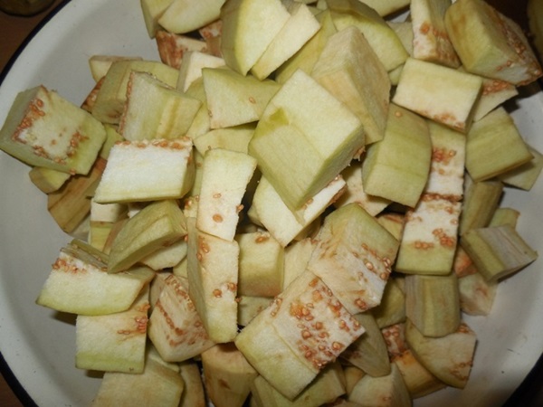 Tomaattisalaattia talvella