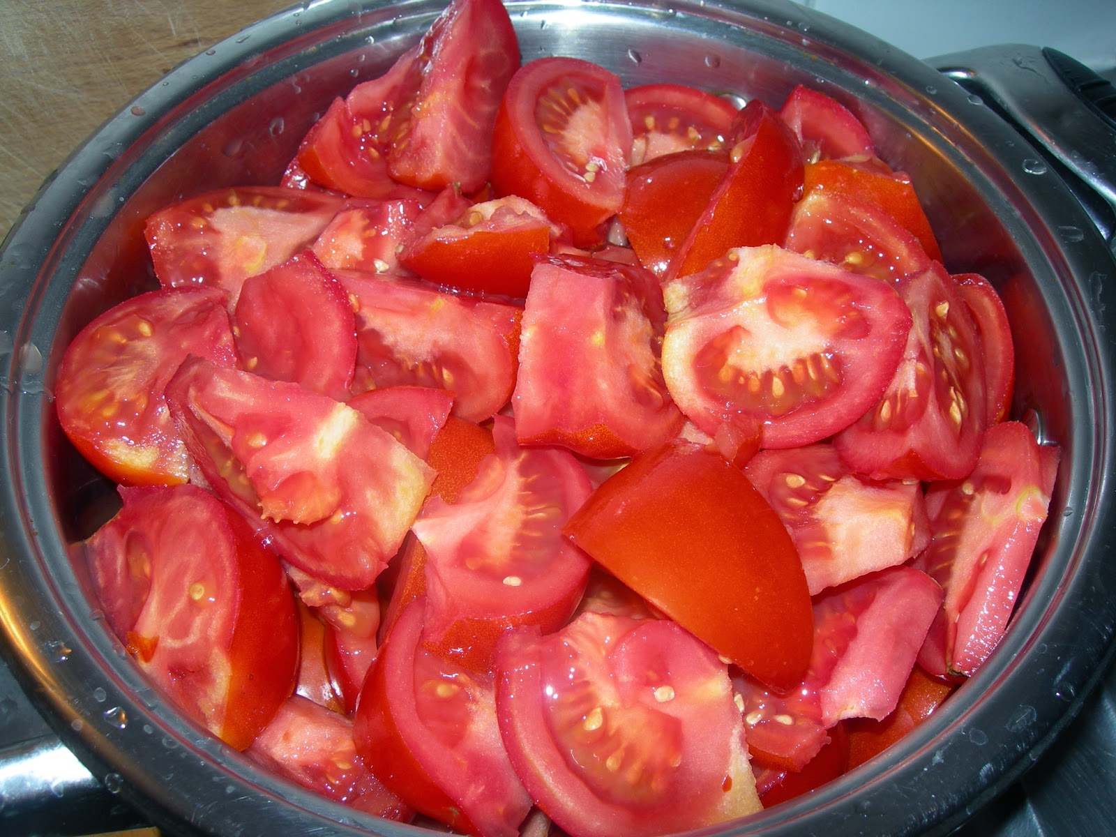 Tomaatti mehua talvella