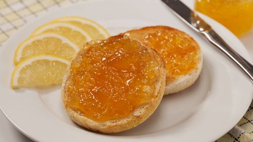 Sitruunan hillo likööri