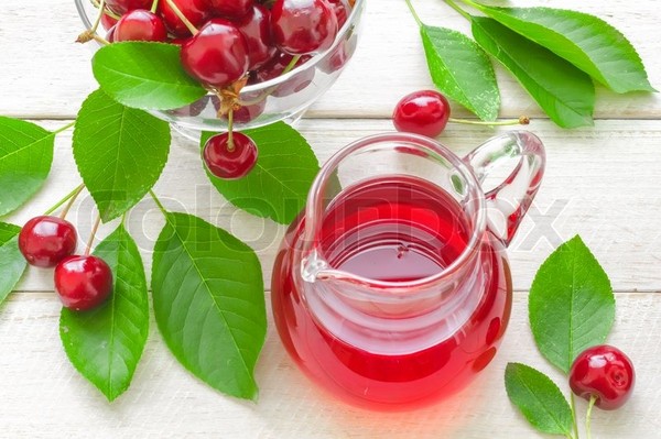 Kirsikka talvella - reseptejä - hilloa siemeniä ja kalkittu, viiden minuutin, hilloa, hyytelöä ilman gelatiinia, kirsikompotia