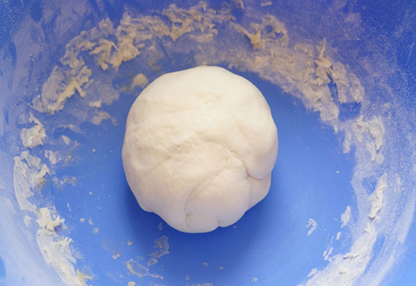 Herkullinen resepti: calzone ja vihannesten täyttö
