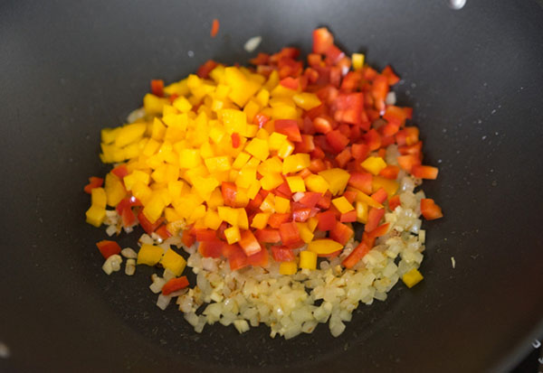 Herkullinen resepti: calzone ja vihannesten täyttö