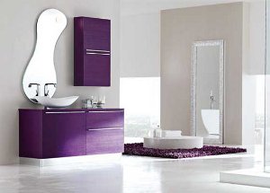 Violetti sisustuksessa