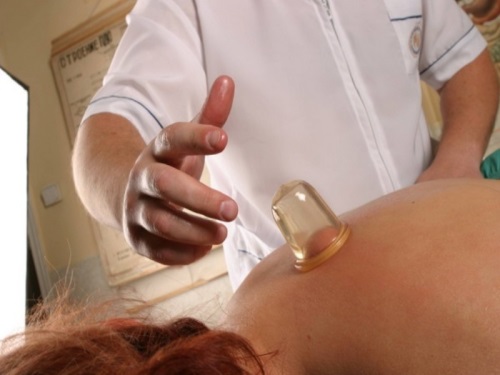 Hieronta aikuisille: bronkiitin hoito
