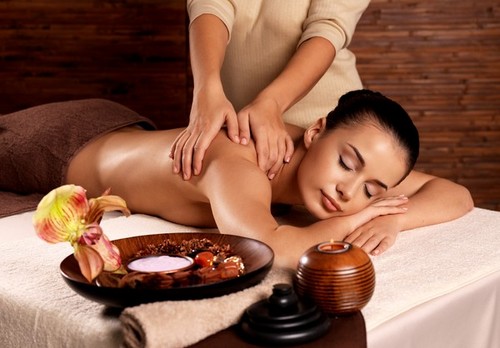 Thai-hieronta CROWN THAI SPA: ssa - onnea